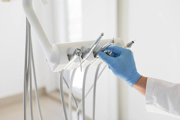 24/7 Emergency Teeth Whitening experts in Freer, TX